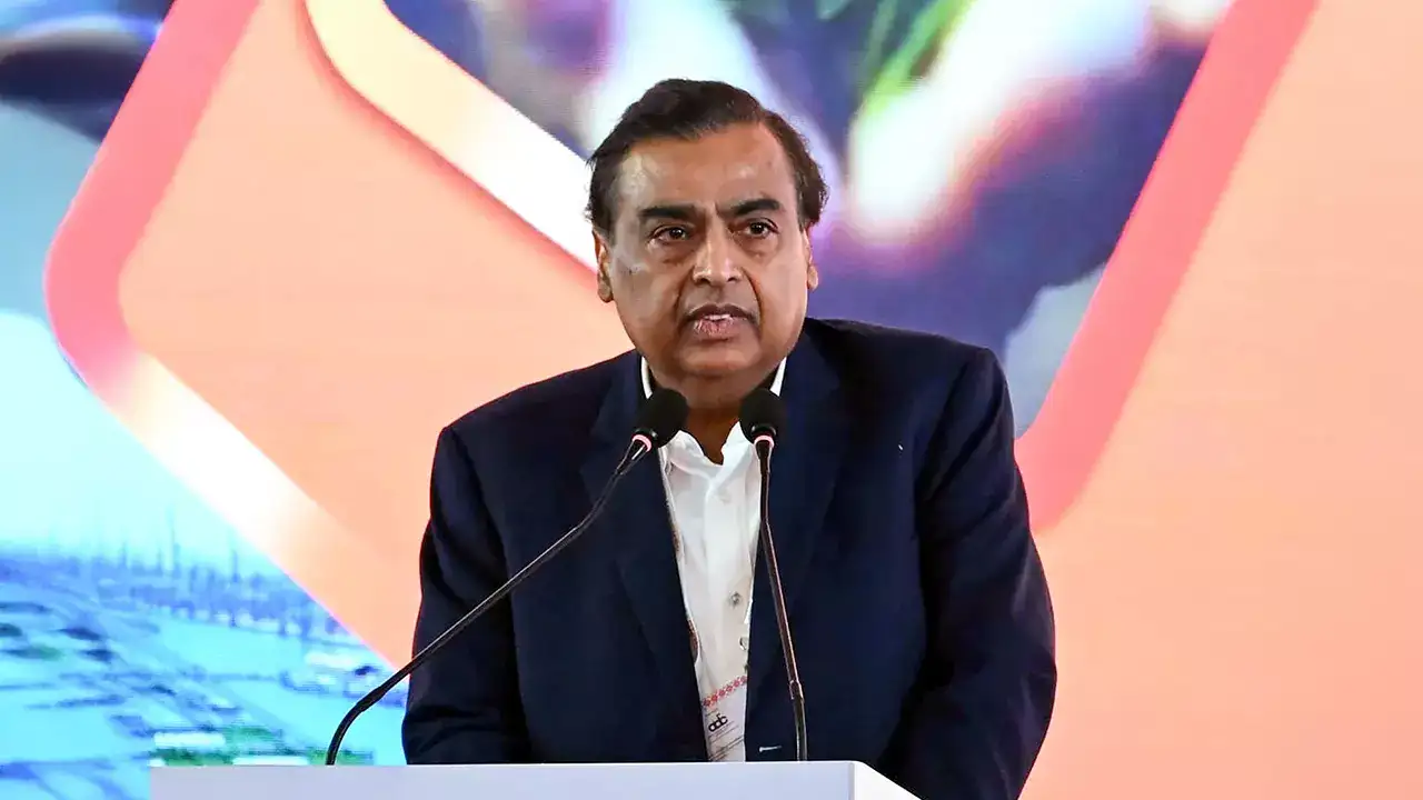 'Idle money in bank accounts doesn't compound': Mukesh Ambani on why Indians should invest in stock market