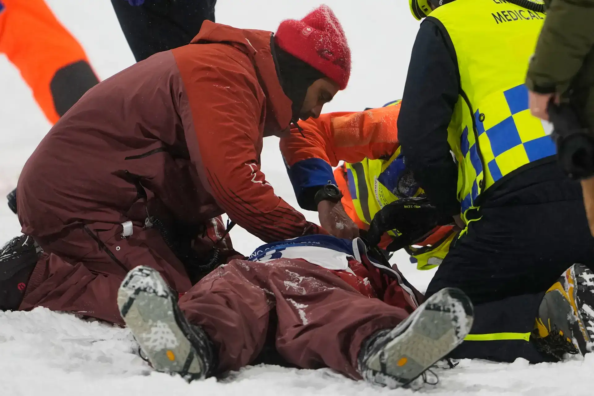 Olympic snowboarder Mark McMorris crashes in training ahead of Milano Cortina 2026 