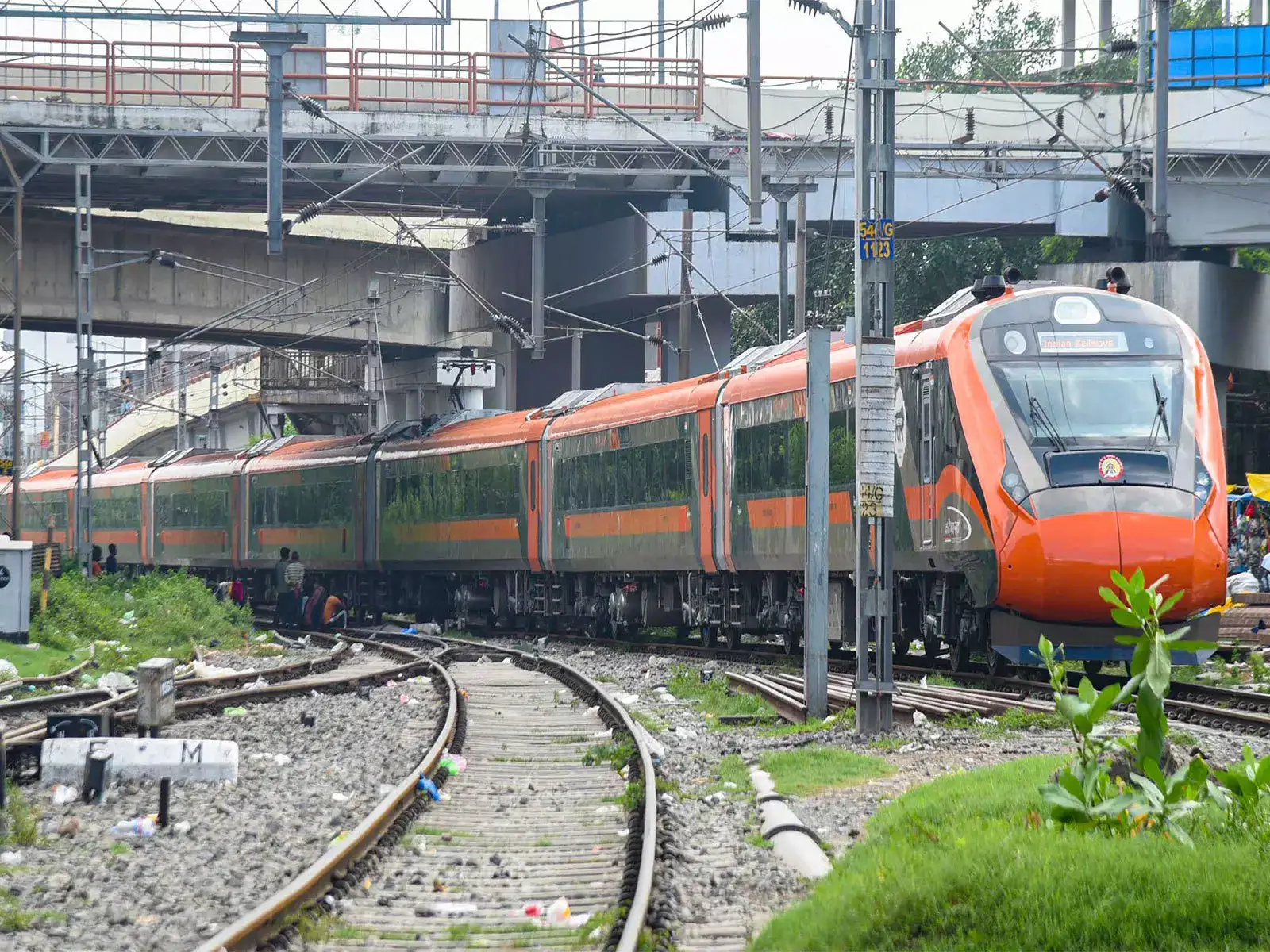 Texmaco, Rail Vikas Nigam ink JV pact to boost manufacturing