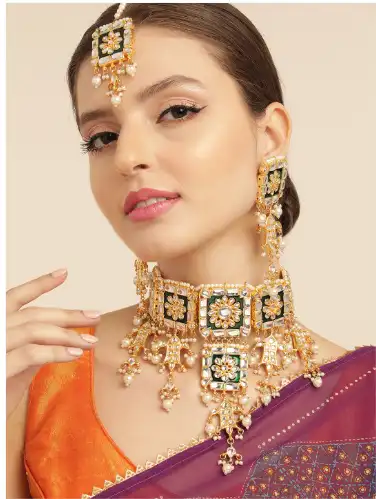 Image for HouseofPataudiKundanGoldToneHandmadePremiumChokarNecklaceSet