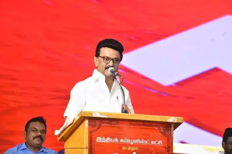 டெல்லி செயின்ட் ஜார்ஜ் கோட்டையில் இருந்து தமிழகத்தை ஆள வேண்டும்: ஸ்டாலின்