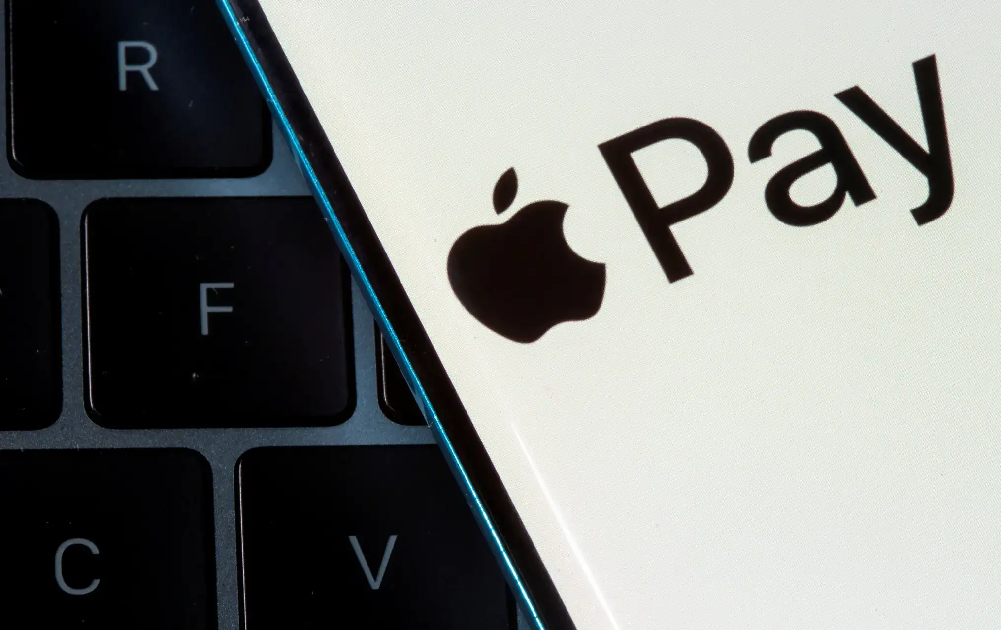 Apple in talks with ICICI, HDFC &amp; Axis Bank to start payment service in India