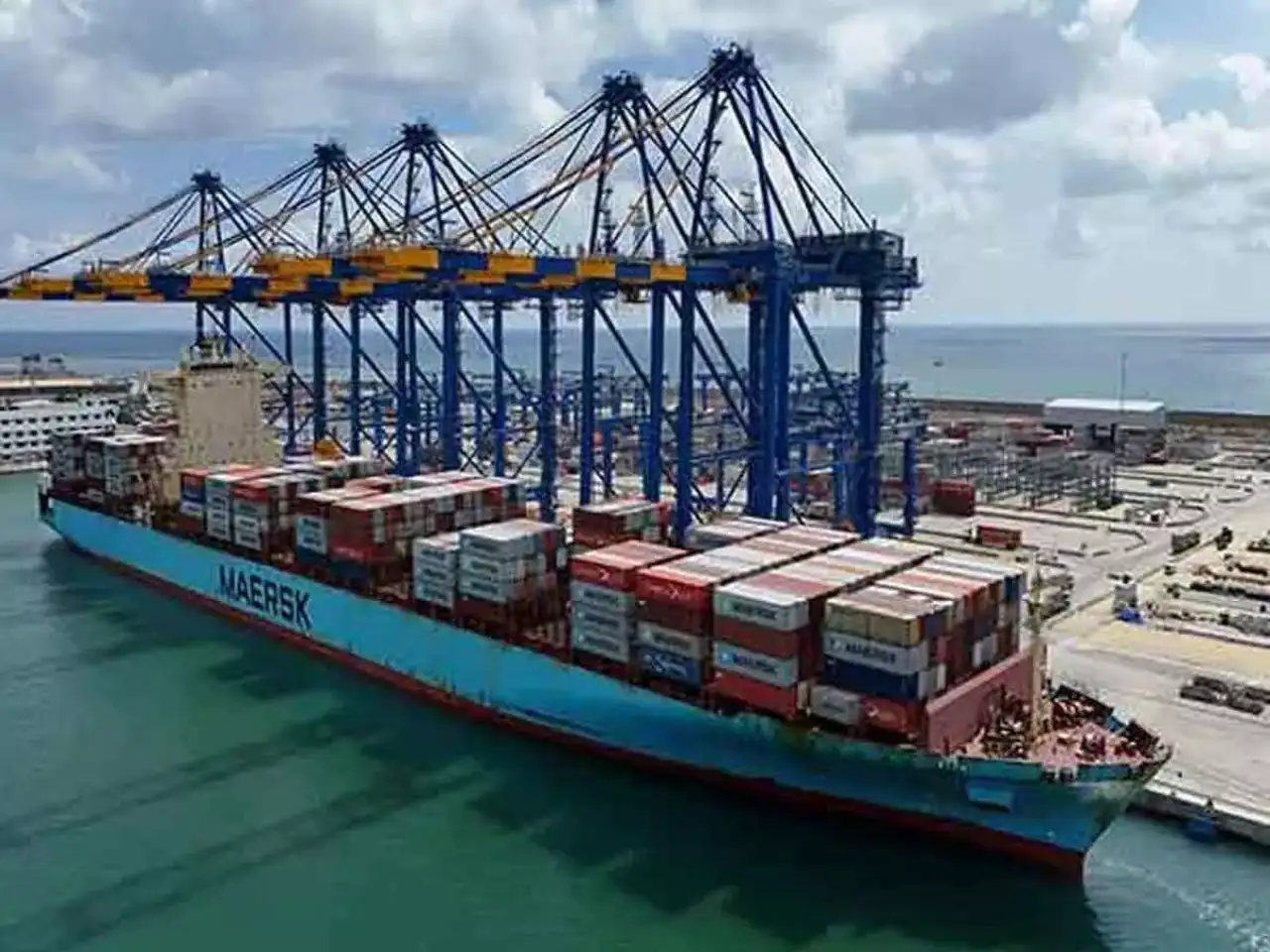 Rs 345-crore cargoes for export to Iran lying at Indian ports