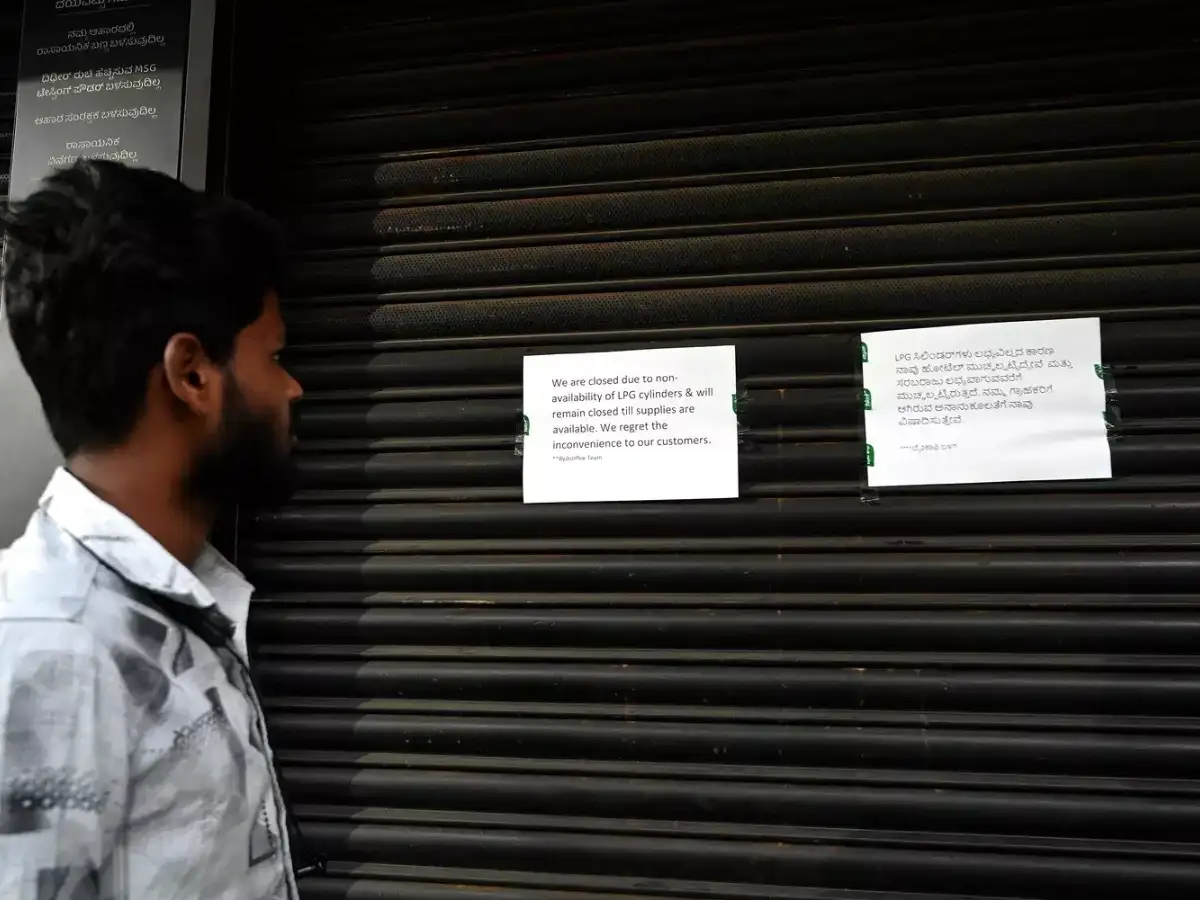Bengaluru eateries cut menu, business hours; govt warns black-marketers
