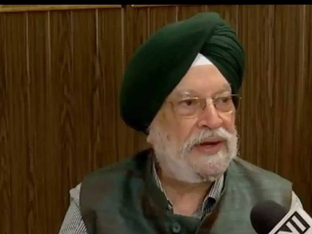 Middle East war: OMCs to start allocating 20% of commercial LPG from today to curb hoarding, says Hardeep Puri