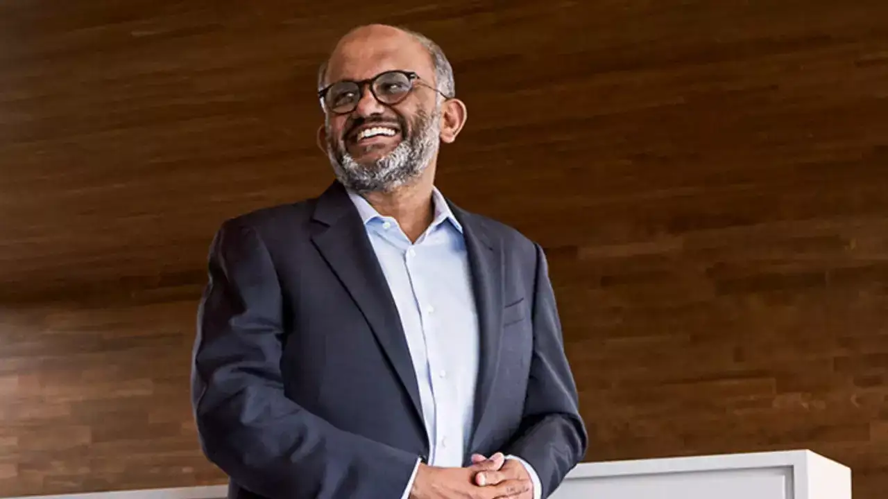 Image for Adobe's longtime CEO Shantanu Narayen to exit role amid AI disruption