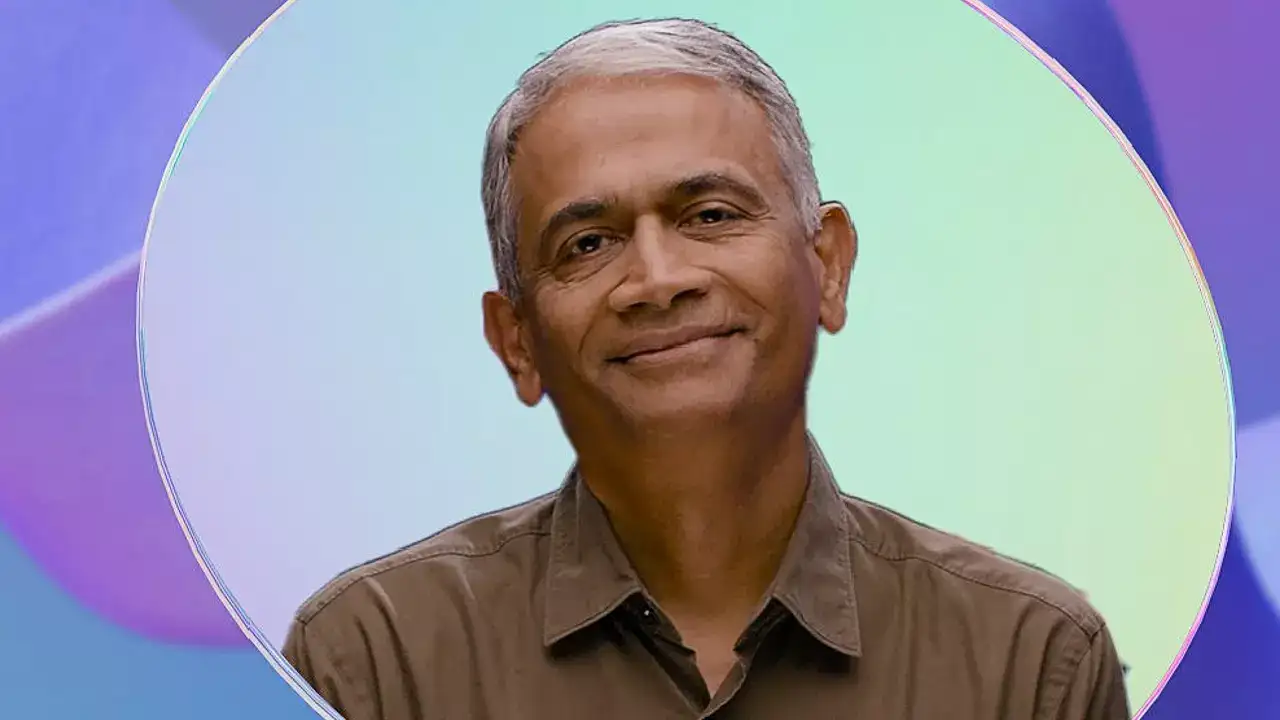 Image for Microsoft's Rajesh Jha, head of experiences and devices unit, to retire