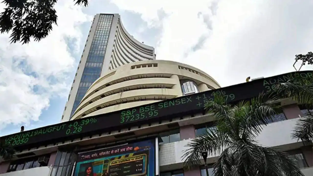 Sensex Jumps 939 Points in Volatile Rebound; Nifty Closes Above 23,400
