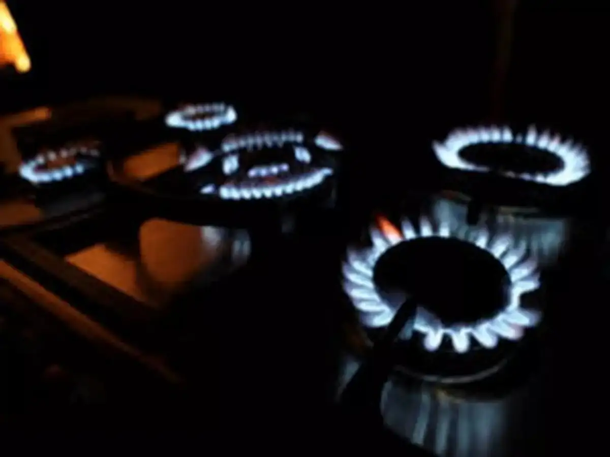 PNG demand surges in NCR as LPG worries mount; IGL ramps up connections, app sign-ups spike