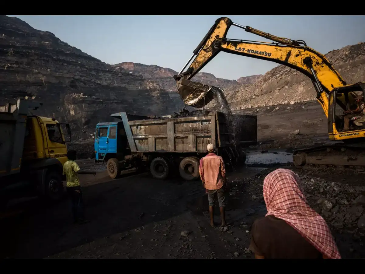 Centre auctions record 200 mineral blocks in FY26, highest ever