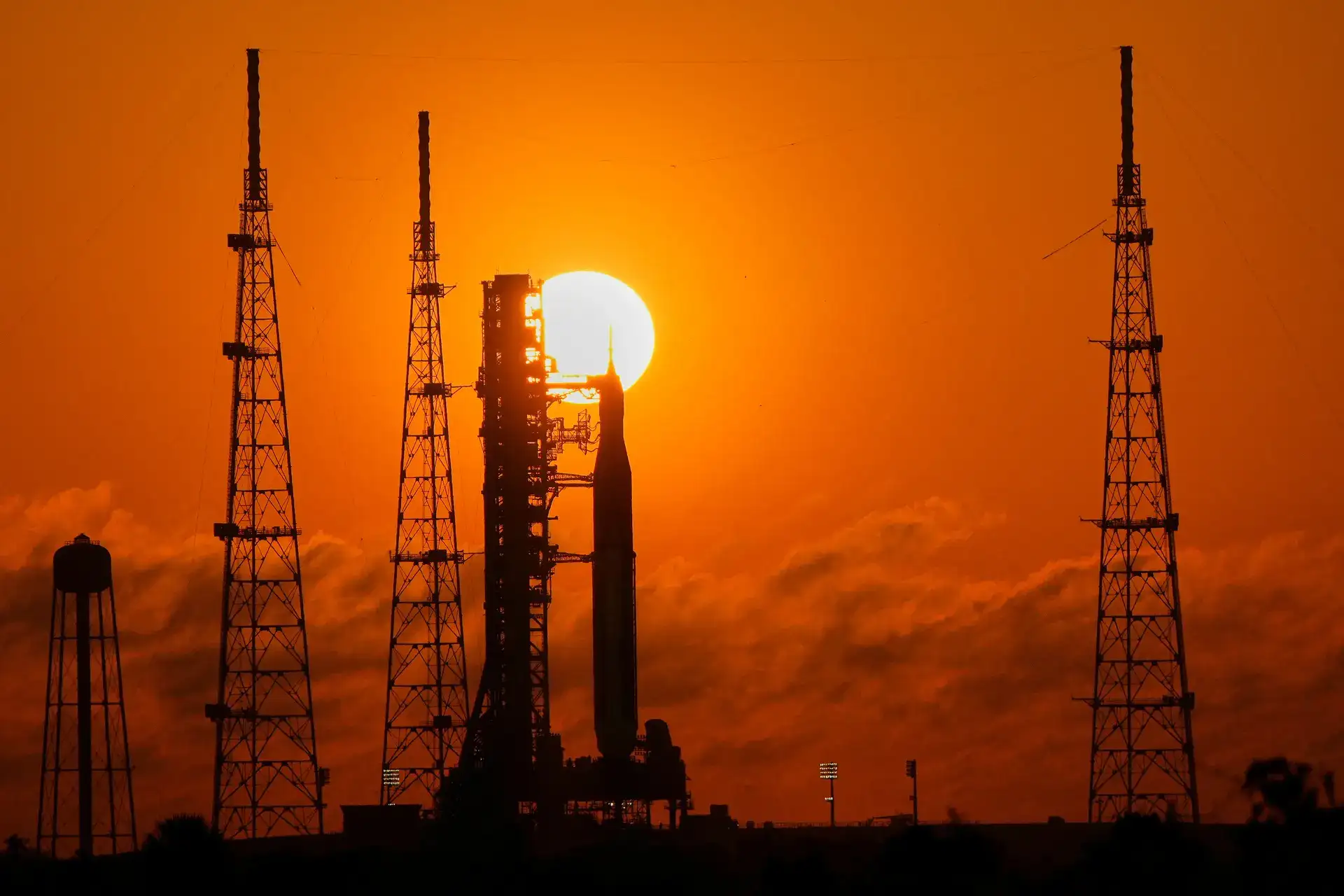 NASA to spend $20 billion on moon base, cancel orbiting lunar station