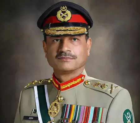 Pakistan Field Marshal tries to cash on USA-Iran conflict with role of peacemaker