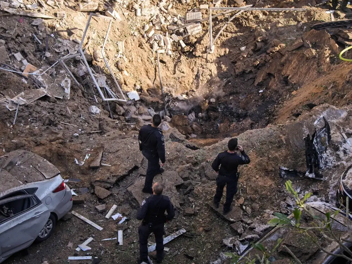 US expected to send thousands more soldiers to Middle East, sources say