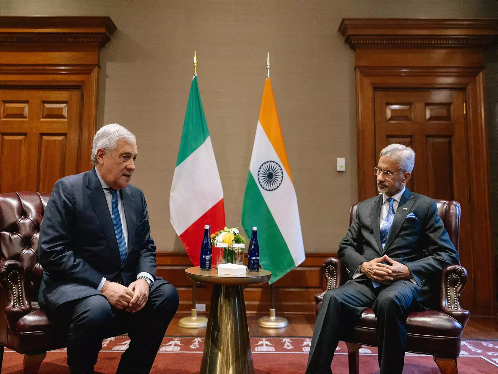 Ukraine's FM meets his Indian counterpart in France, discusses Middle East