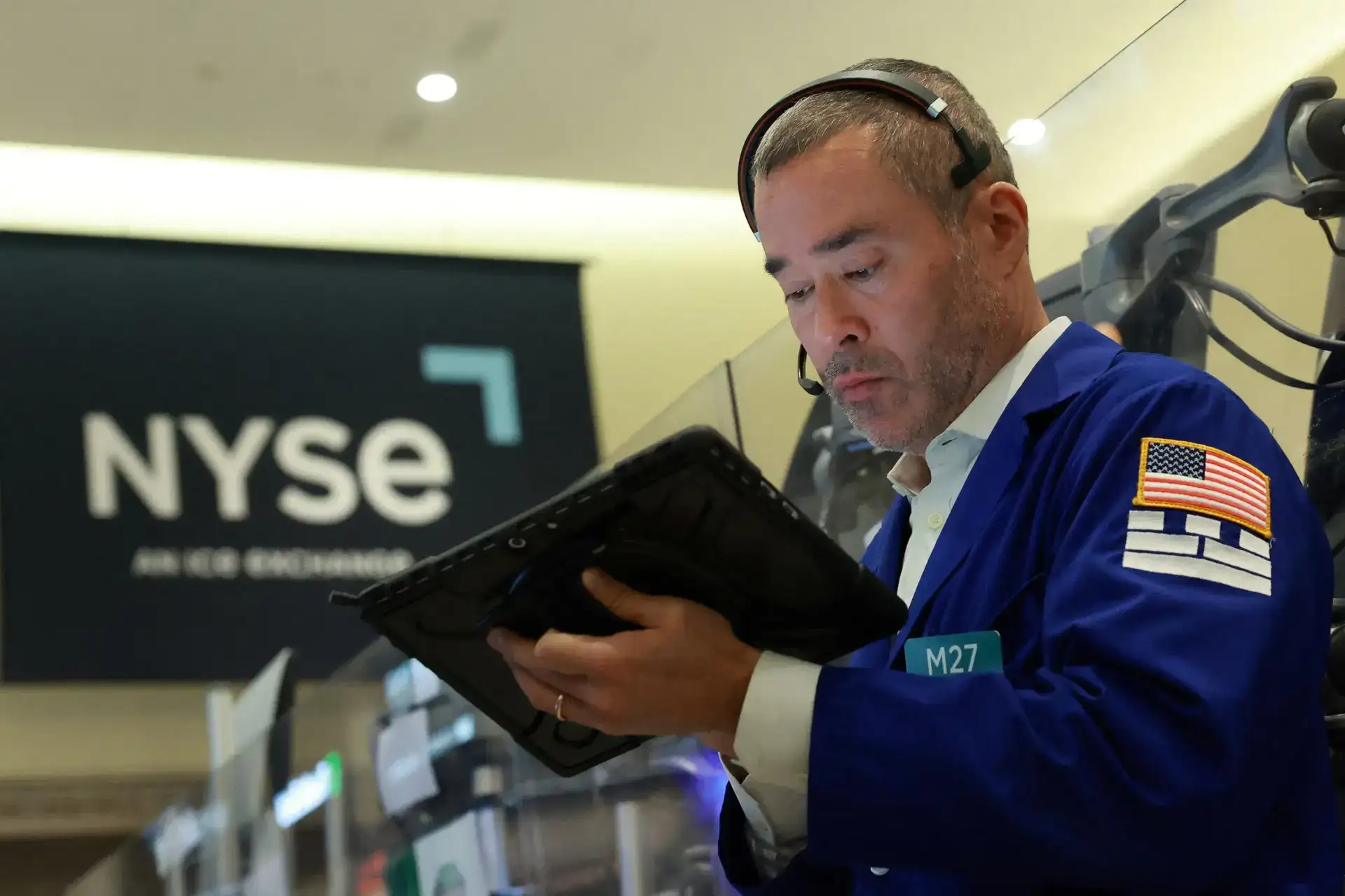 US Stocks: Middle East conflict drives record trading at NYSE-parent ICE