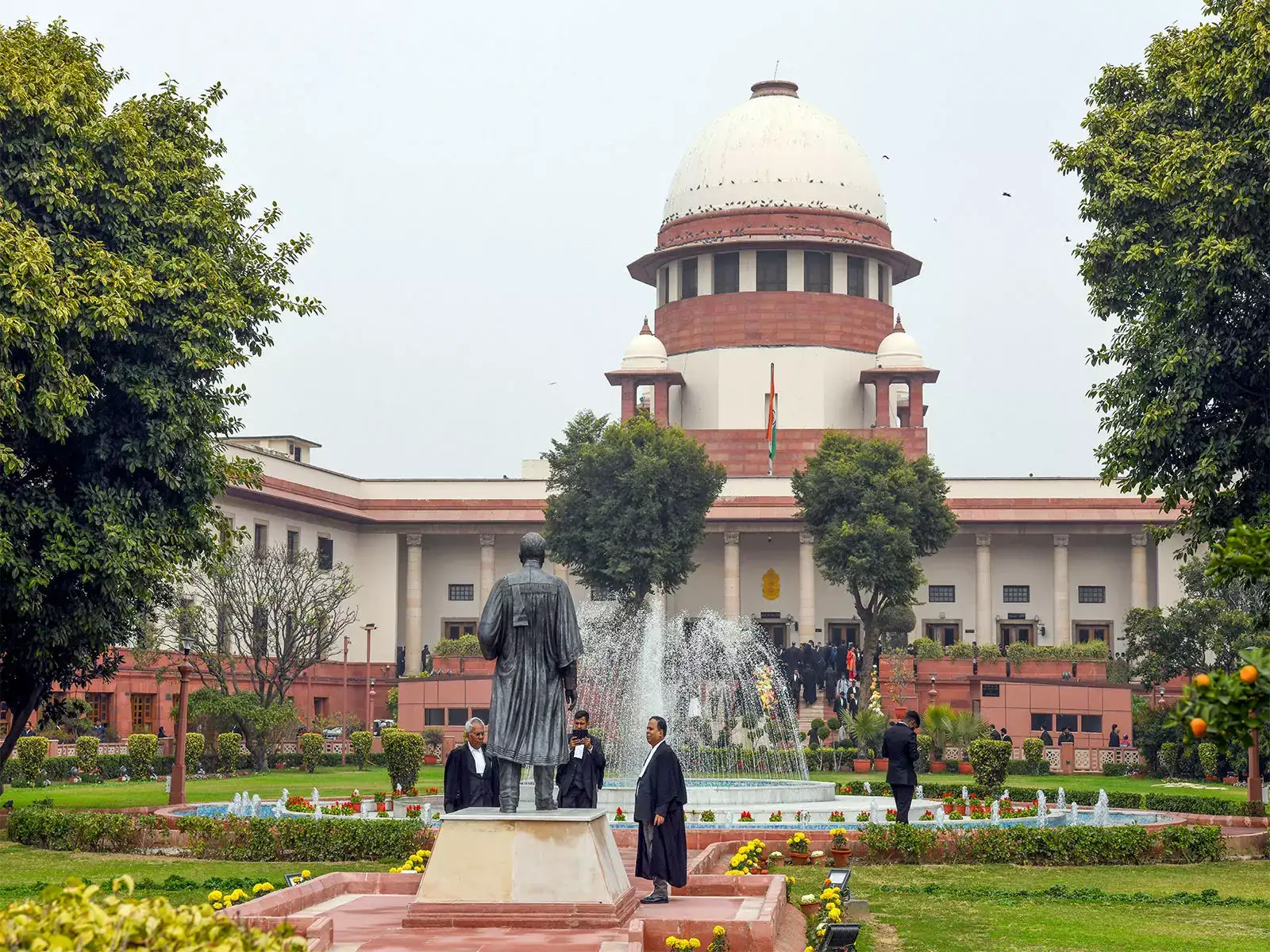 Supreme Court deprecates disclosure of identity of minor girl in rape case
