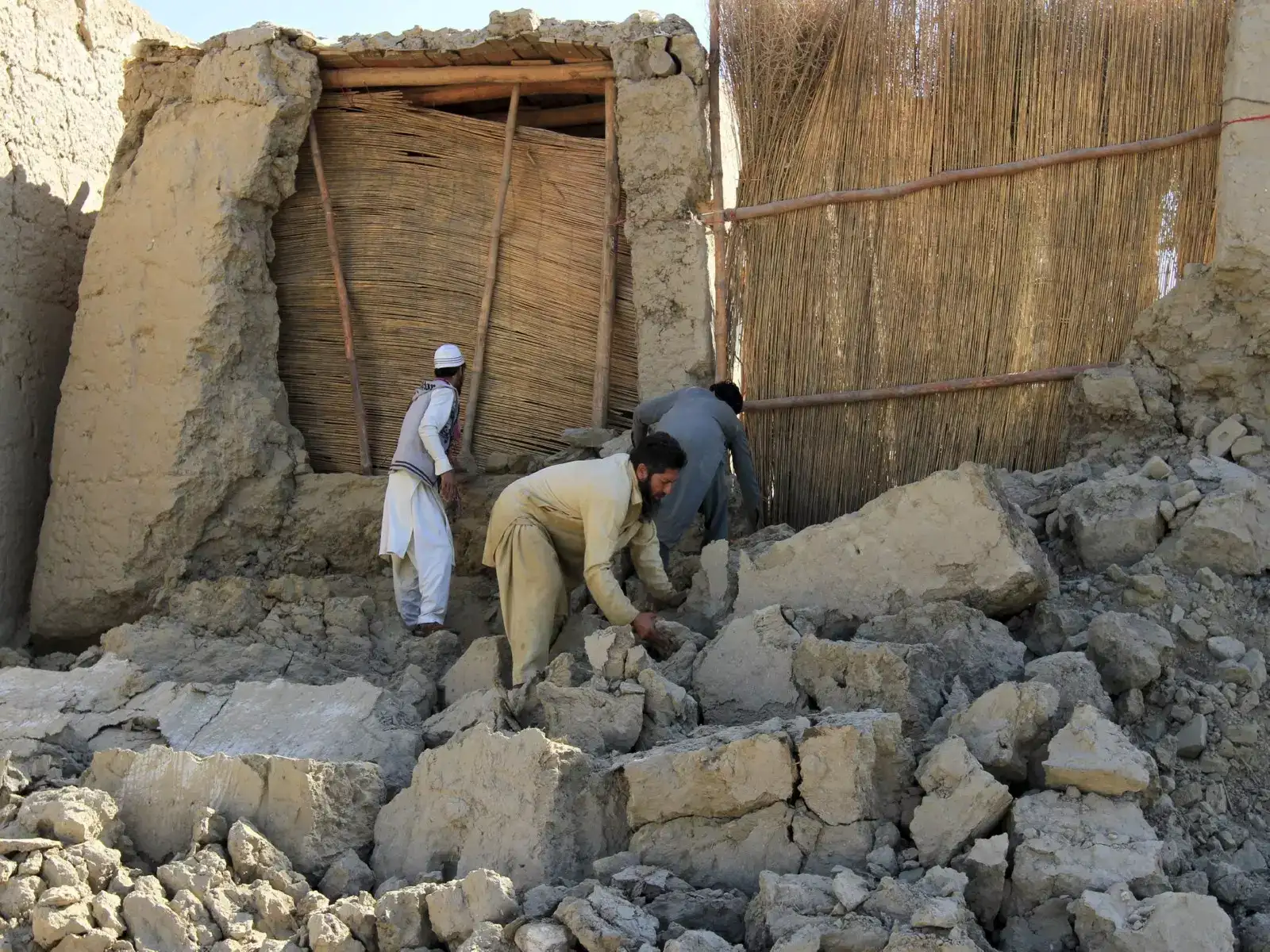 Eight killed as 5.8 magnitude earthquake hits Afghanistan