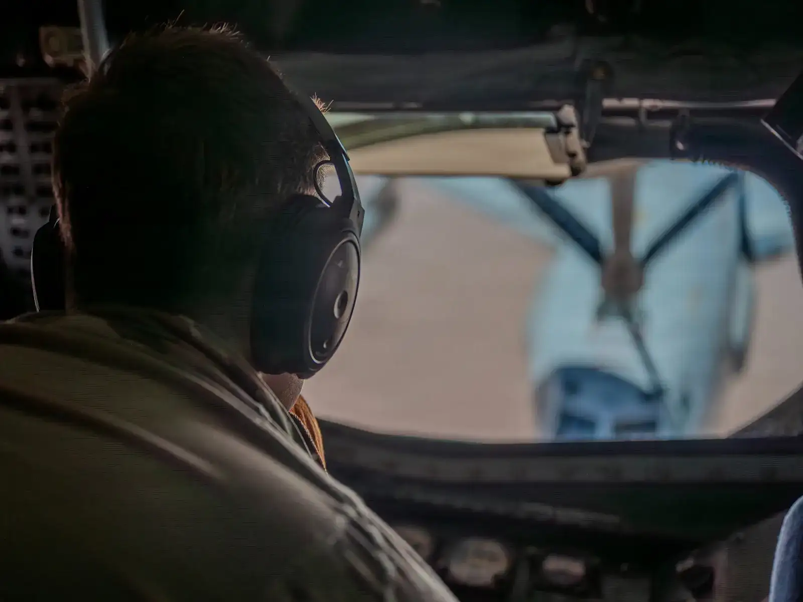 24 hours behind enemy lines: How a US airman survived in Iran after F-15E shootdown and was rescued in a daring mission