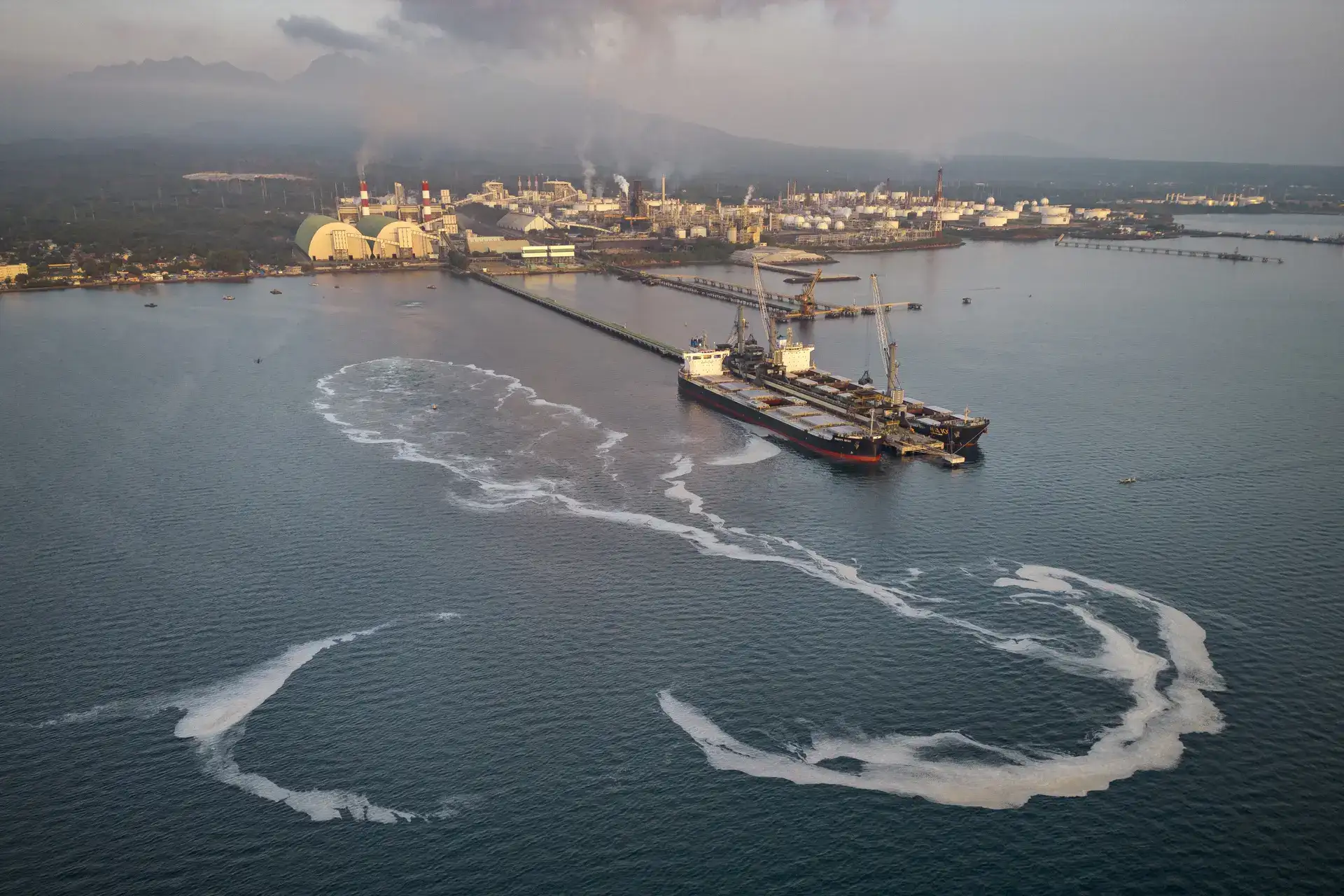 A $19.50 oil premium: Saudi Arabia sets record crude price as Hormuz crisis rattles markets