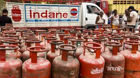 India doubles 5-kg LPG cylinder quota to ease supply concerns amid Hormuz tensions