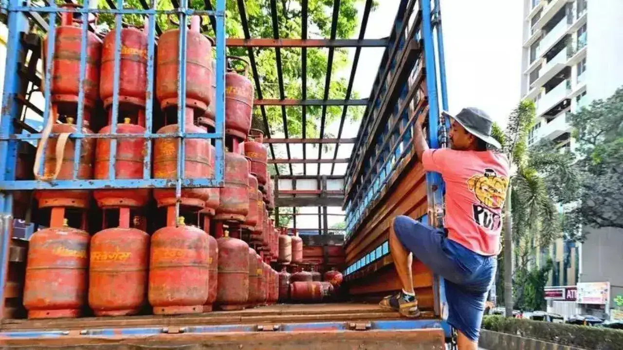 Government pushes faster PNG rollout amid Gulf crisis