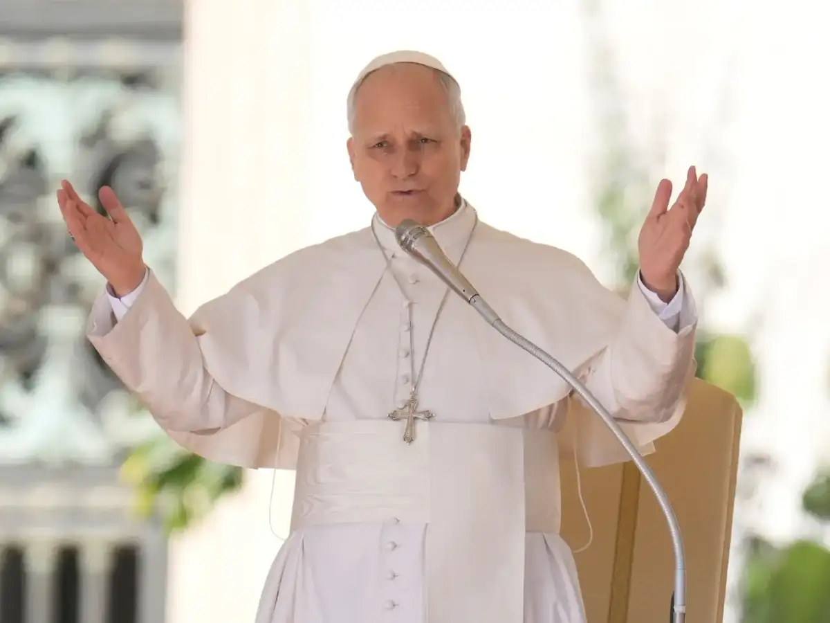 A president and a pope: The world's most influential Americans are at odds over Iran