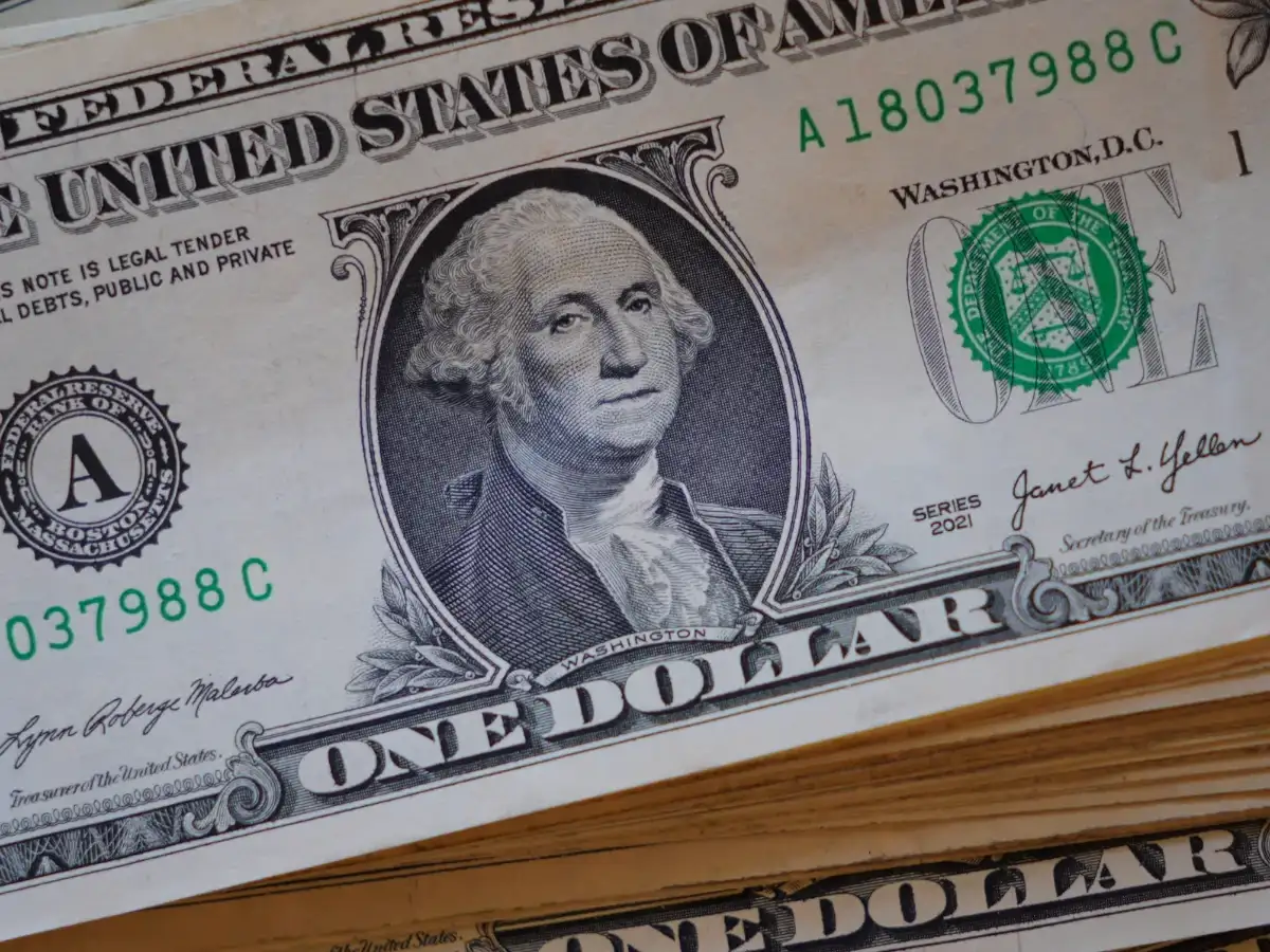 India’s forex reserves up by $9.06 billion to $697.12 billion in week ending April 3