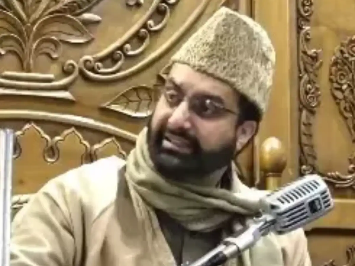 J&K: Mirwaiz backs US-Iran talks, hopes to ease West Asia crisis