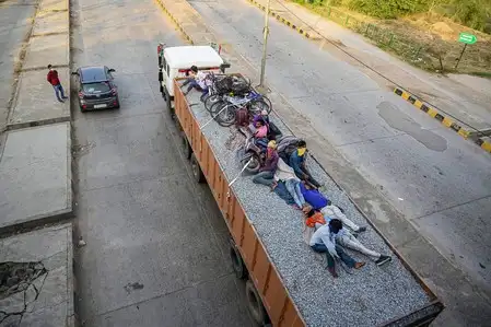 Domestic Indian migrants weigh return home in energy crunch