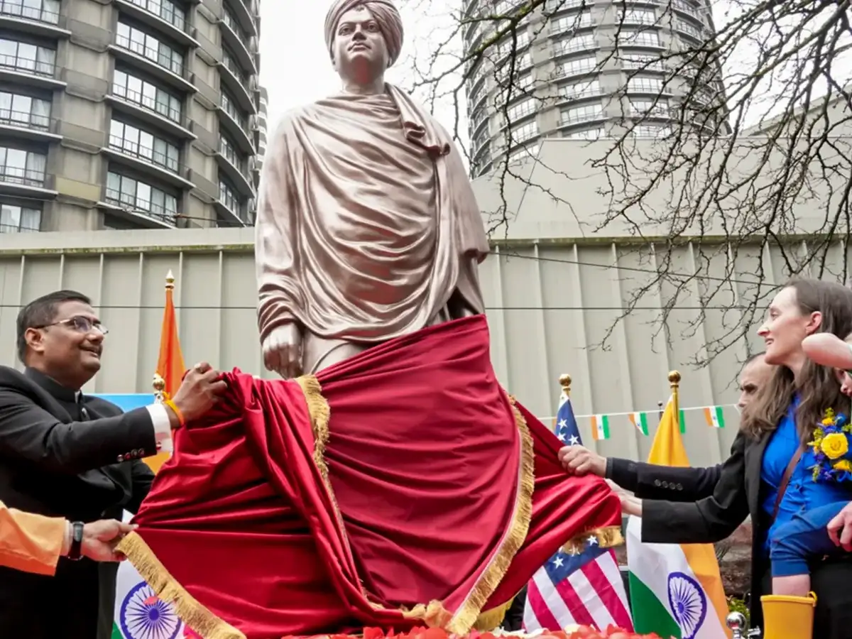 First-ever life-size Vivekananda statue in US unveiled in Seattle