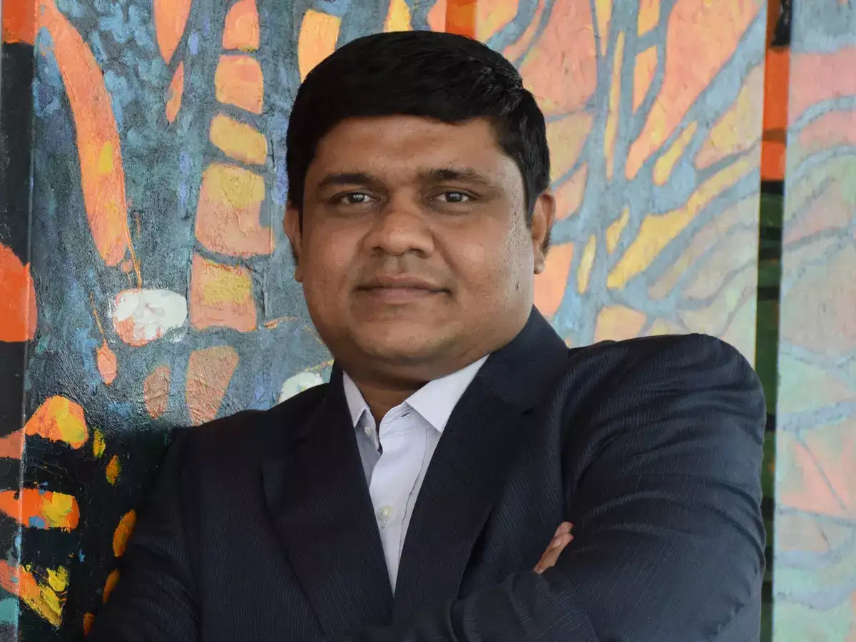 Duggad: Midcaps to Beat Nifty, Q4 PAT Growth Halves