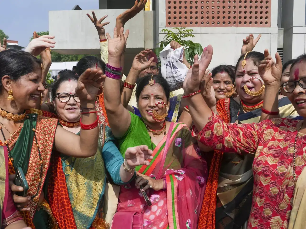 TDP, JD(U) support women’s reservation, flag ‘nari shakti’ push