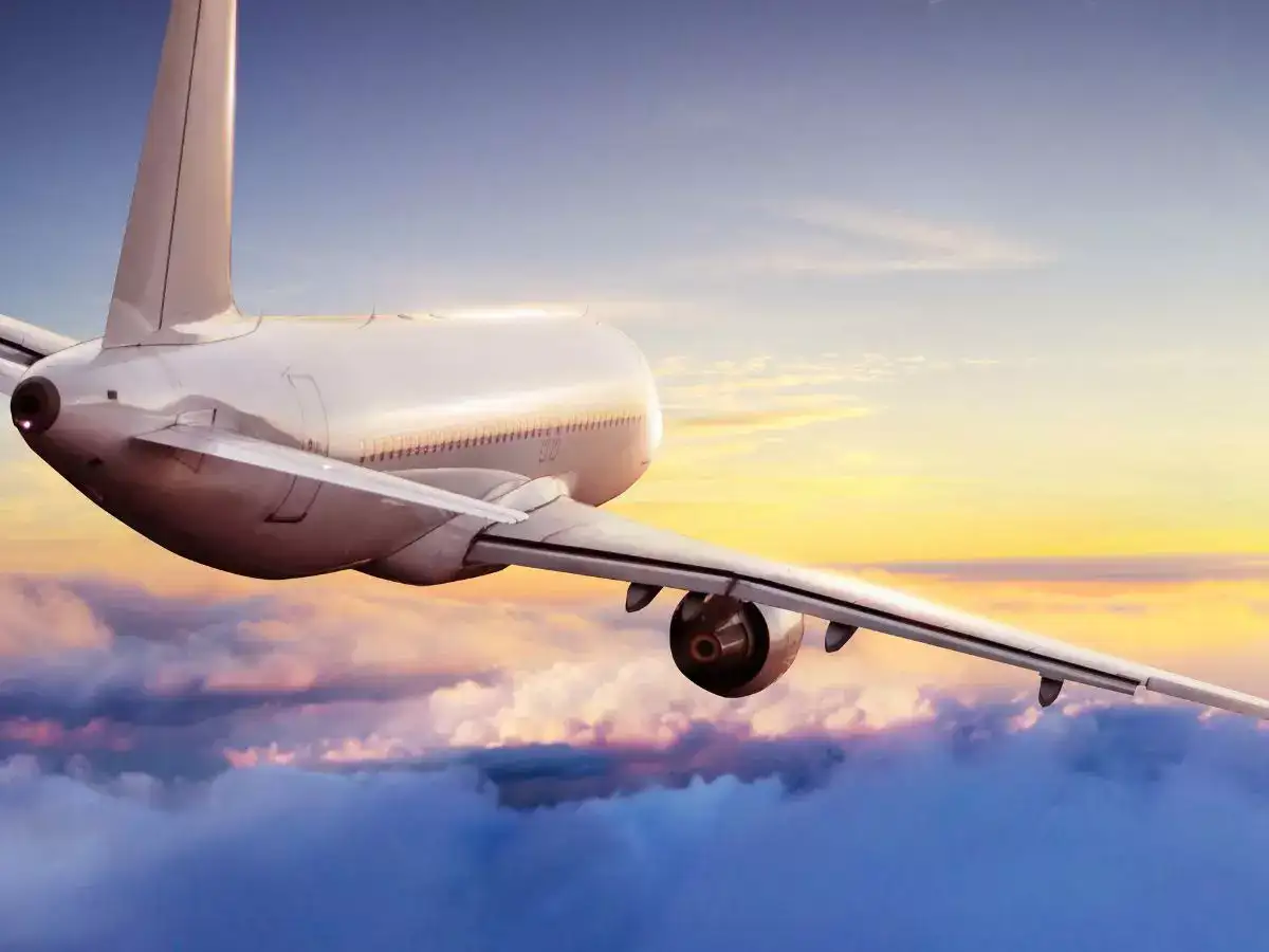 'Meows' and 'Barks' at 10,000 feet? Pilots went viral after an ATC clip captured them meowing on the radio—Is this harmless fun or a serious safety breach? FAA investigates