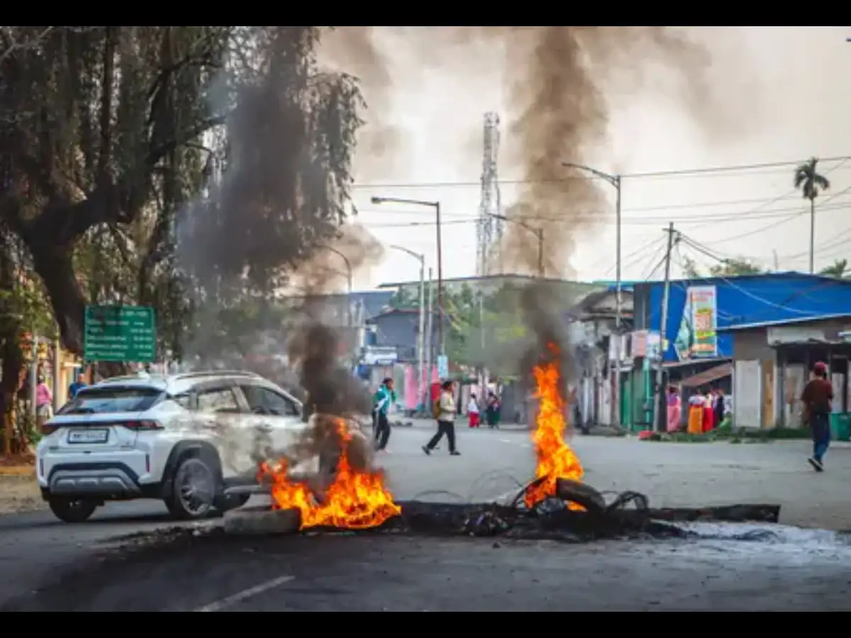 Manipur extends internet ban in Imphal valley till April 18