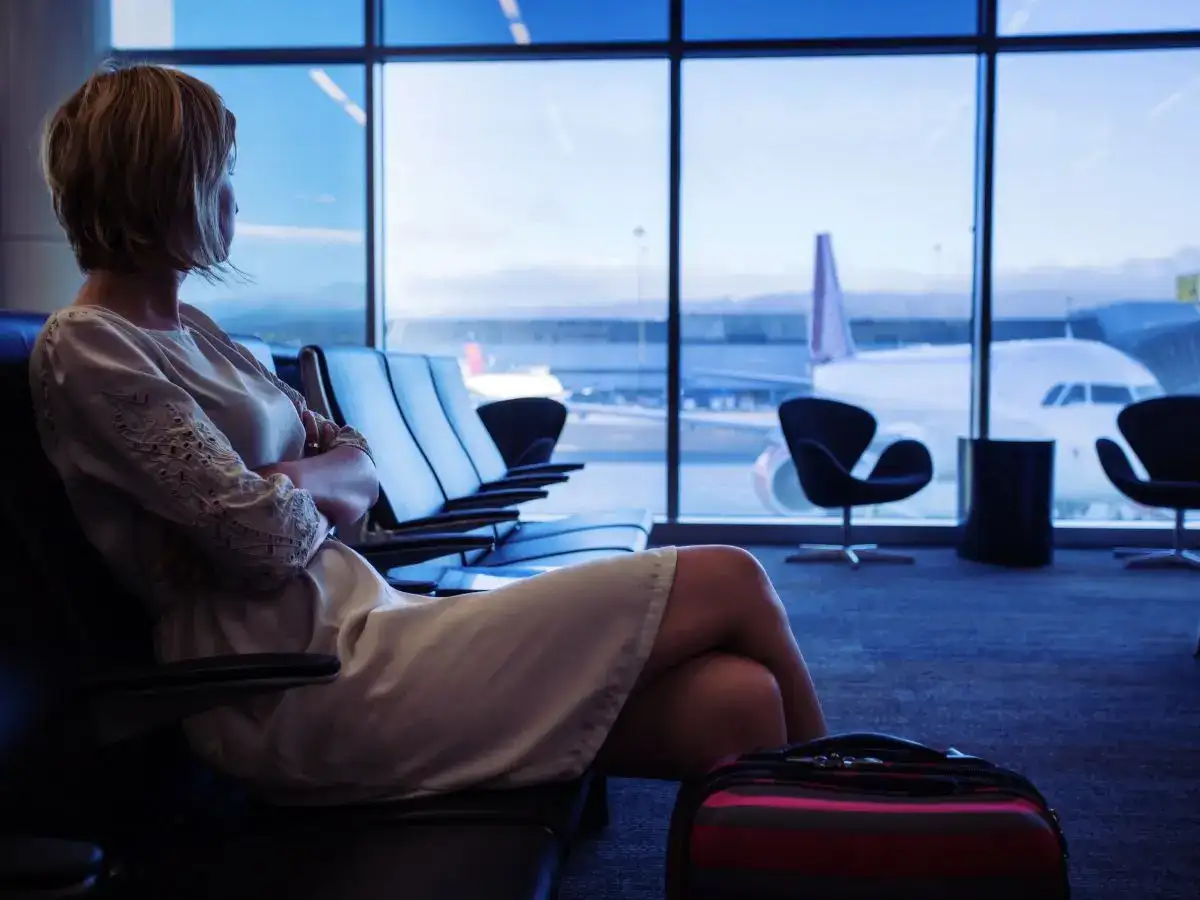 6 airports that do not follow the 100ml liquid rule:Image