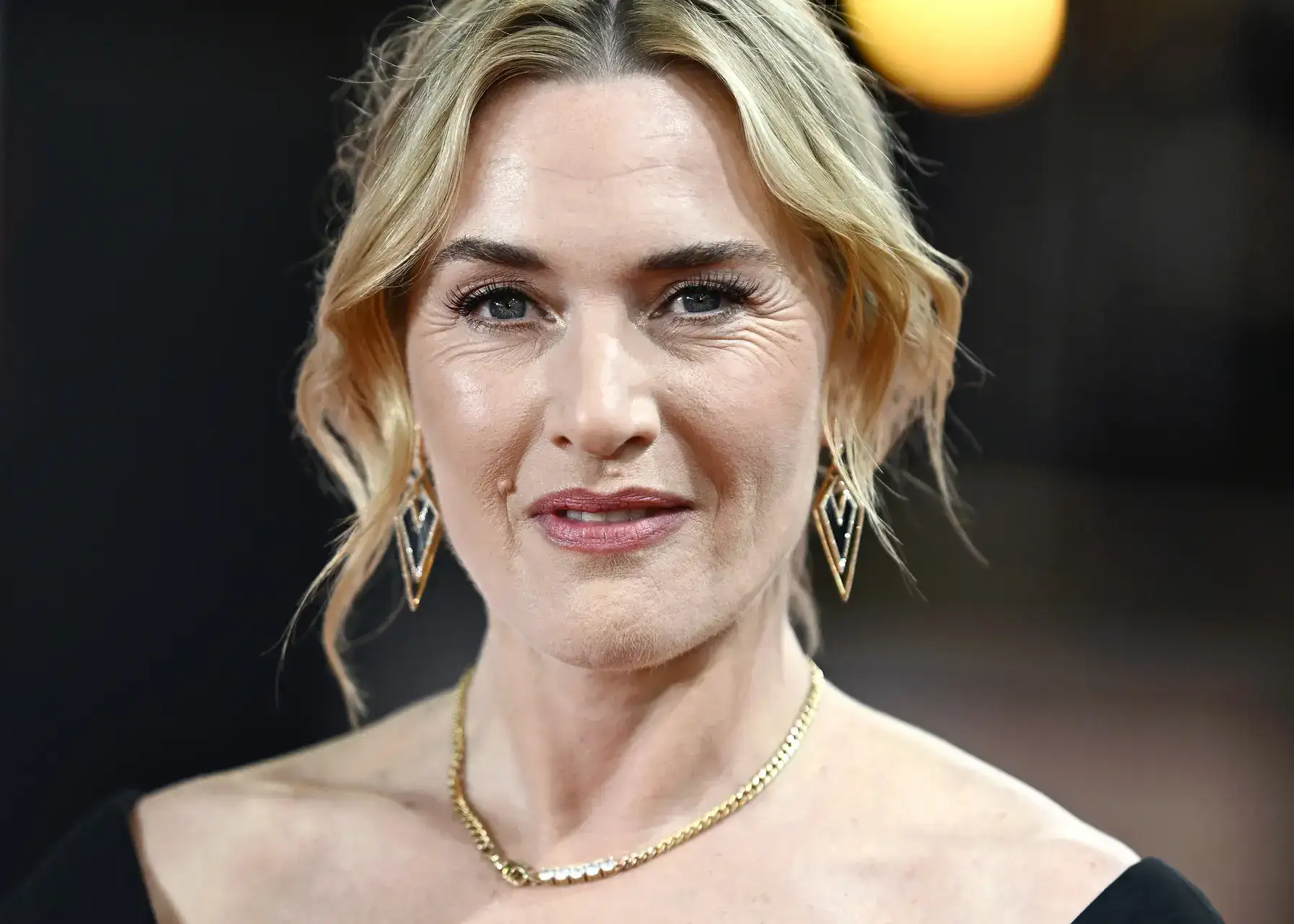 Quote of the Day by Kate Winslet: “I think heartbreak is something that you learn to live with as opposed to learn to forget” – Lessons on love, relationship advice, and moving on by the Oscar-nominated Titanic actress