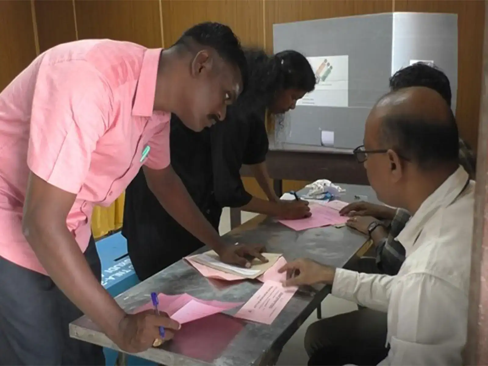 Postal voting for govt staff, police and journalists to conclude today in Thoothukudi ahead of Tamil Nadu polls