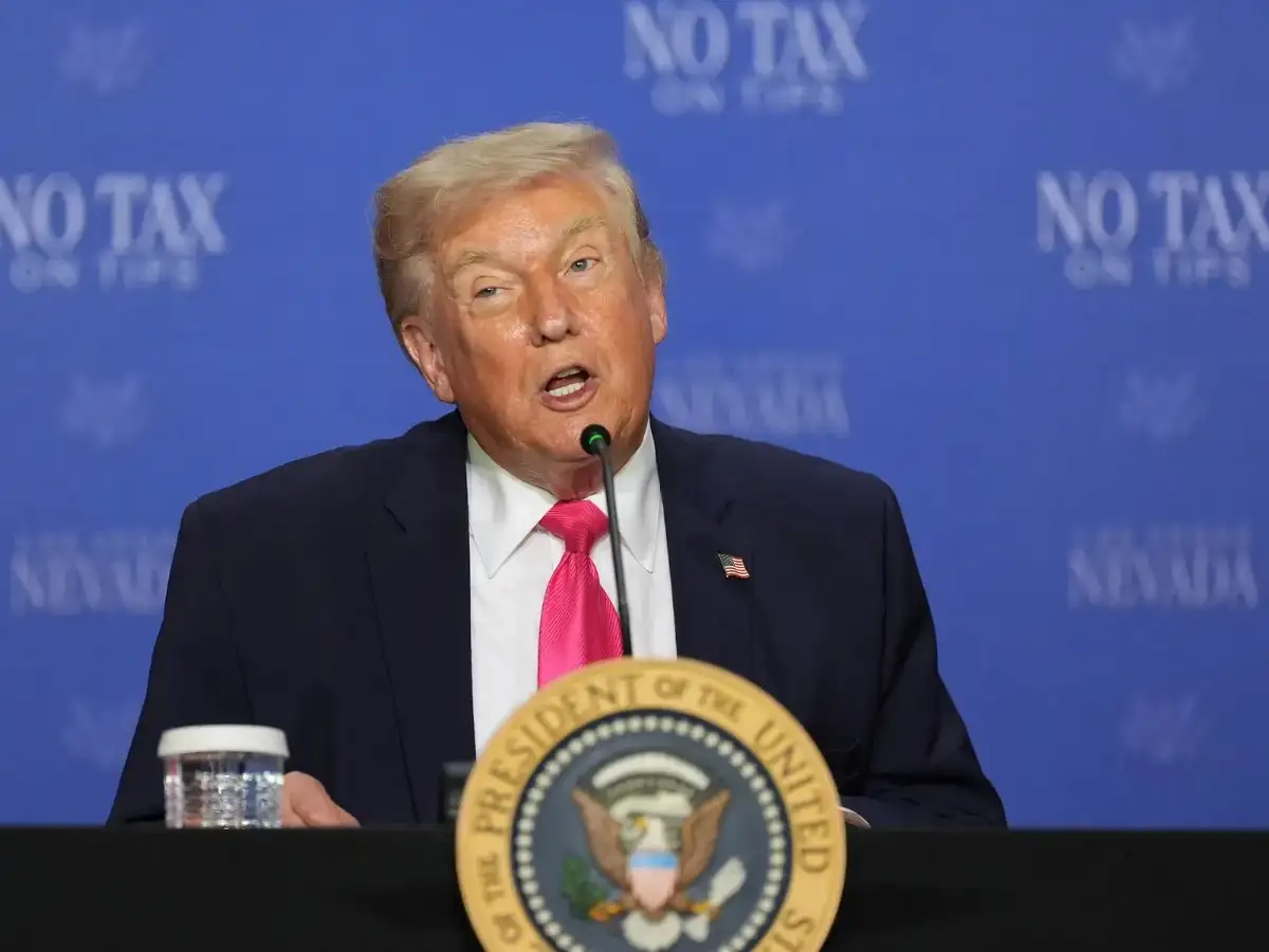 Trump extends ceasefire until Iranian proposal submitted, discussions concluded