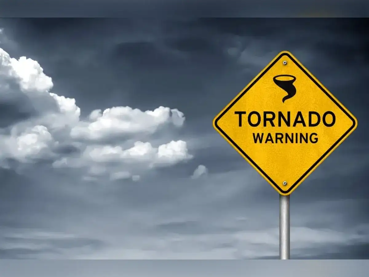 Fresno tornado warning today: Funnel cloud seen in Clovis, tornado touchdown reported in California storm chaos