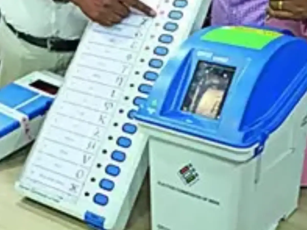 West Bengal Phase 1 elections: EVM glitches, violence disrupt polling in several areas