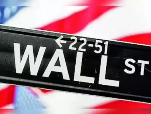 US Markets Open Lower Amid Middle East Tensions, Mixed Earnings