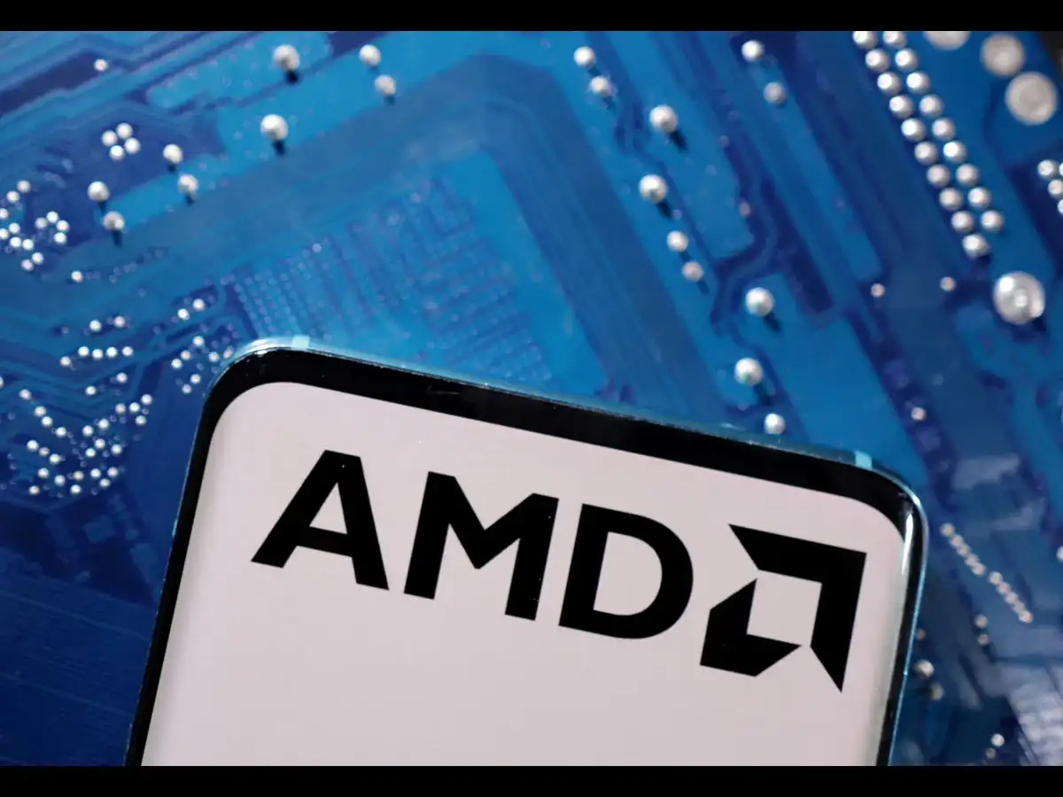 AMD stock surges past $300 as AI demand and analyst upgrades boost momentum