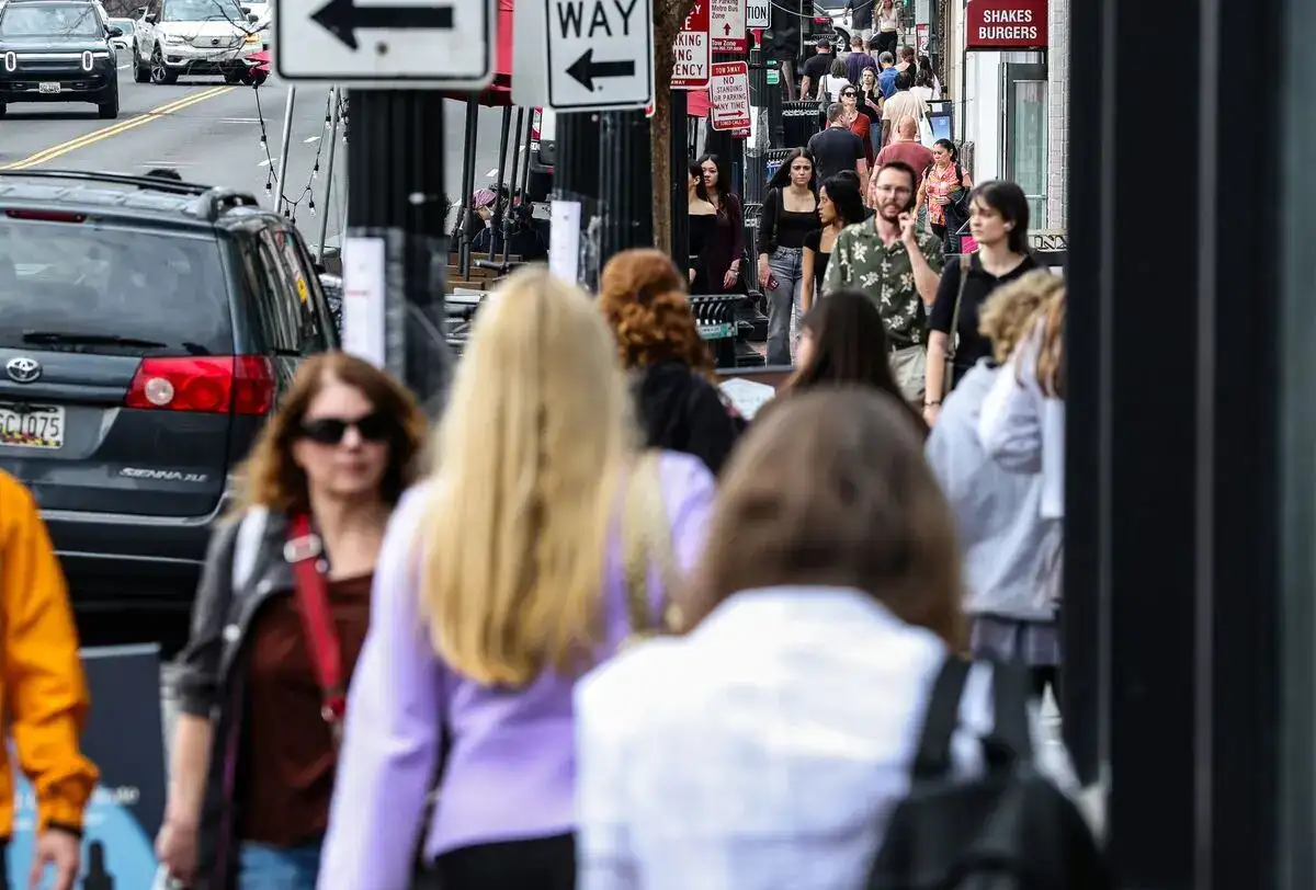 US consumer sentiment drops to near four-year low in April