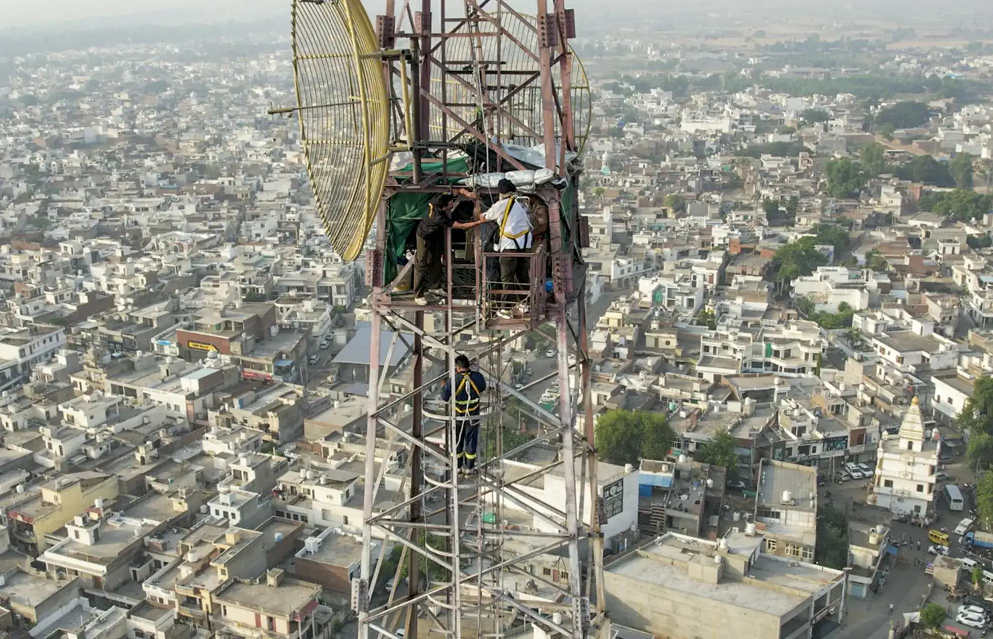 Gurjeet Singh Khalsa brought down from 400-foot BSNL tower in Patiala after 560 days protest