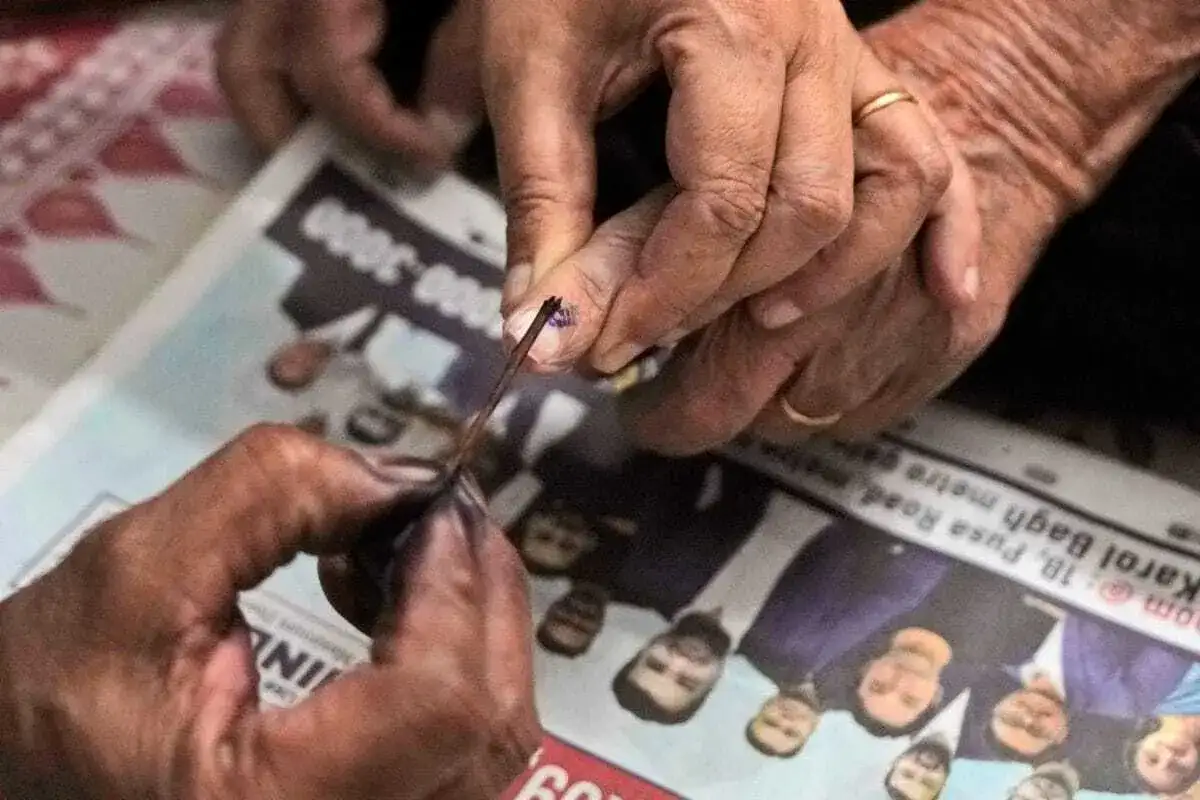 Supreme Court declines plea on voter deletions, directs petitioners to tribunals