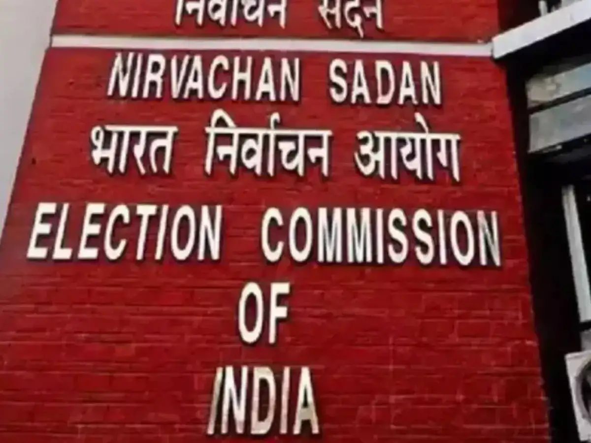 West Bengal Elections 2026: ECI suspends 5 police officials including IPS from Diamond Harbour