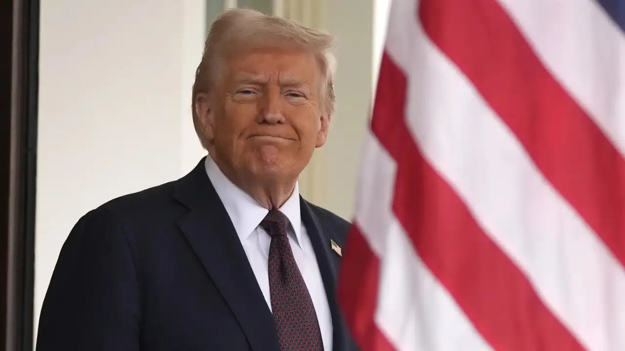Donald Trump's approval rating on economy crashes to historic low. Check how Republican President is faring against Joe Biden, George W. Bush, Jimmy Carter
