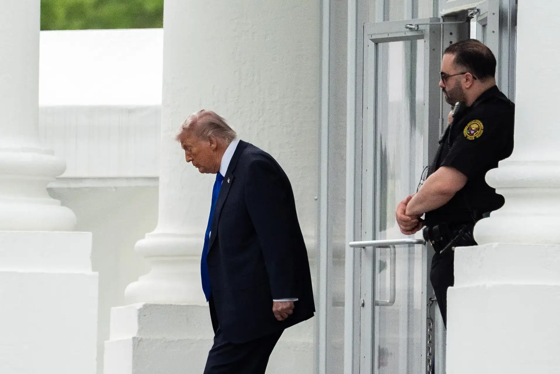 Breaking News Live Updates: Trump to address a press conference shortly after the shooting at White House  dinner