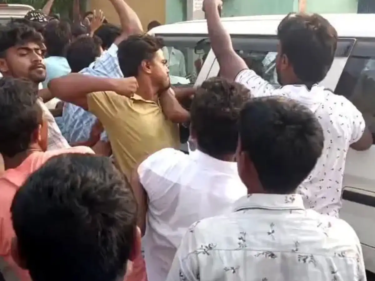 100 crude bombs recovered from house of 'TMC worker' in Bengal's Bhangar