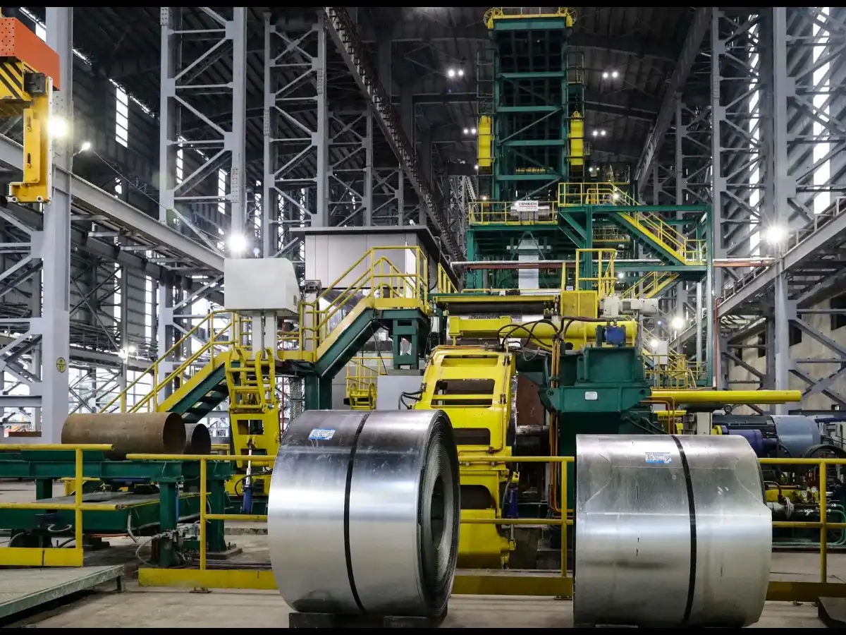 Iran suspends exports of steel slabs and sheets until end of May amid war strikes